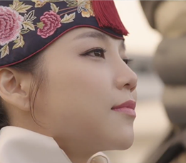 Comment porter le hanbok, vetement coréens traditionnel (pour femmes)